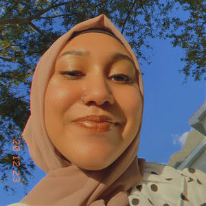 Meet your Posher, Simra